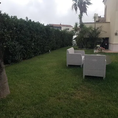 Villa Kalos In Marinagri *
