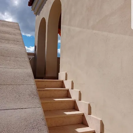 Villa Kalos In Marinagri