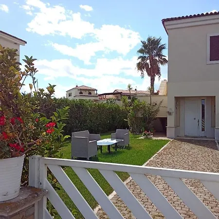 Villa Kalos In Marinagri