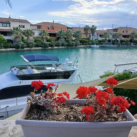 Villa Kalos In Marinagri