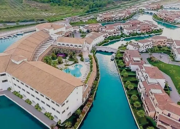 Villa Kalos In Marinagri *