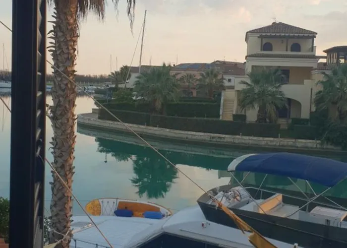 Kalos In Marinagri Villa *