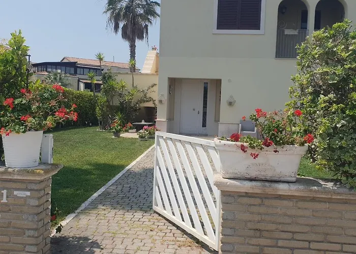 Kalos In Marinagri Villa *